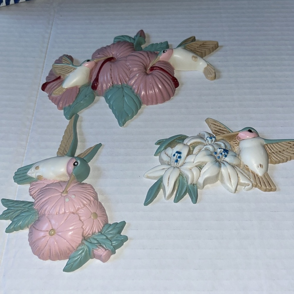 Vintage Burwood Hummingbirds set of 3 Wall Decor Made in USA